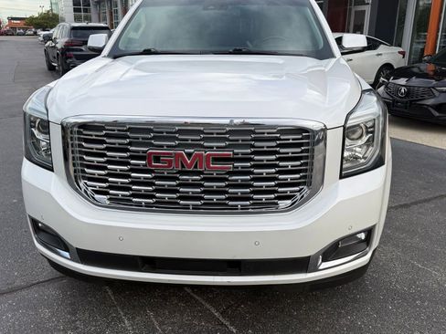 Used 2019 GMC Yukon Denali image 10