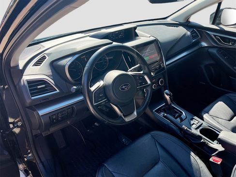 Used 2022 Subaru Impreza 2.0i Limited image 9