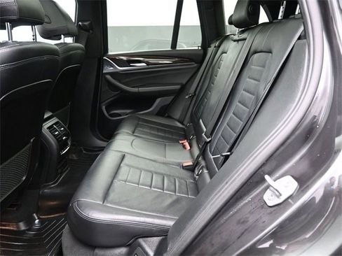 Used 2018 BMW X3 xDrive30i w/ Premium Package image 2