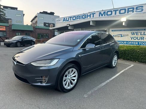 Used 2017 Tesla Model X 75D AWD/4WD image 1