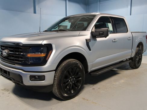 New 2025 Ford F150 XLT w/ Equipment Group 303A High image 29