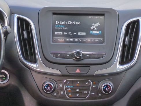Used 2018 Chevrolet Equinox LT FWD image 20
