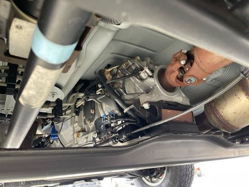Used 2002 Chevrolet Silverado 3500 LT RWD image 75