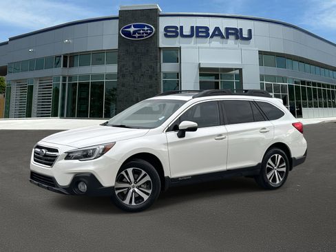 Used 2019 Subaru Outback 2.5i Limited image 1