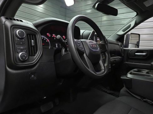 Used 2022 GMC Sierra 3500 Pro w/ Convenience Package AWD/4WD image 13