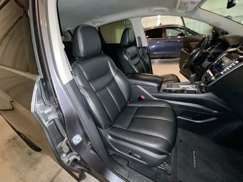 Used 2023 Nissan Murano SV AWD/4WD image 23