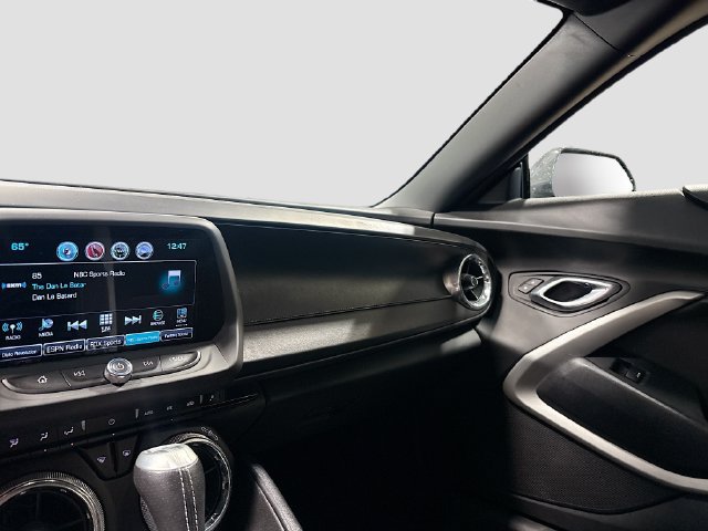 Used 2017 Chevrolet Camaro SS RWD image 21