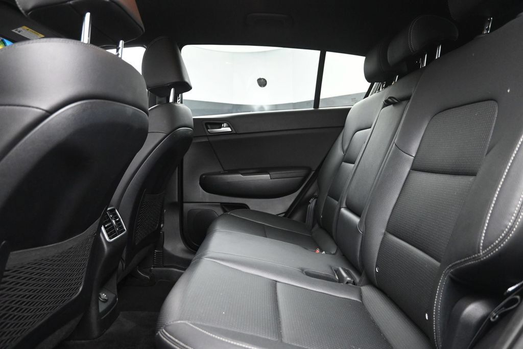 Used 2021 Kia Sportage S FWD image 12