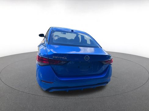 Used 2025 Nissan Sentra SV FWD image 12