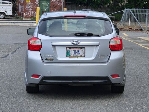Used 2012 Subaru Impreza 2.0i Premium w/ All-Weather Pkg AWD/4WD image 7