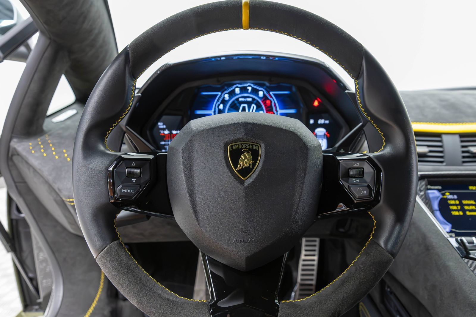 Used 2022 Lamborghini Aventador LP 780-4 Ultimae AWD/4WD image 13