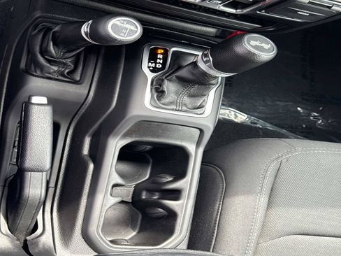 Used 2022 Jeep Wrangler Unlimited Sport AWD/4WD image 24