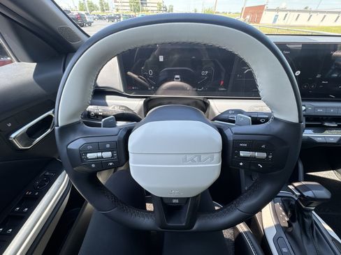 Used 2025 Kia K4 GT-Line w/ GT-Line Sunroof Package FWD image 14
