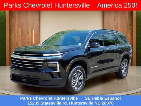 New 2026 Chevrolet Traverse LT w/ Driver Confidence Package FWD image 27