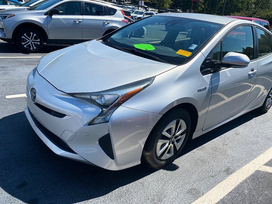Certified 2018 Toyota Prius Two w/ Prius Two Safety Plus Package FWD image 26