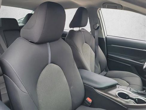 Used 2023 Toyota Camry LE image 15