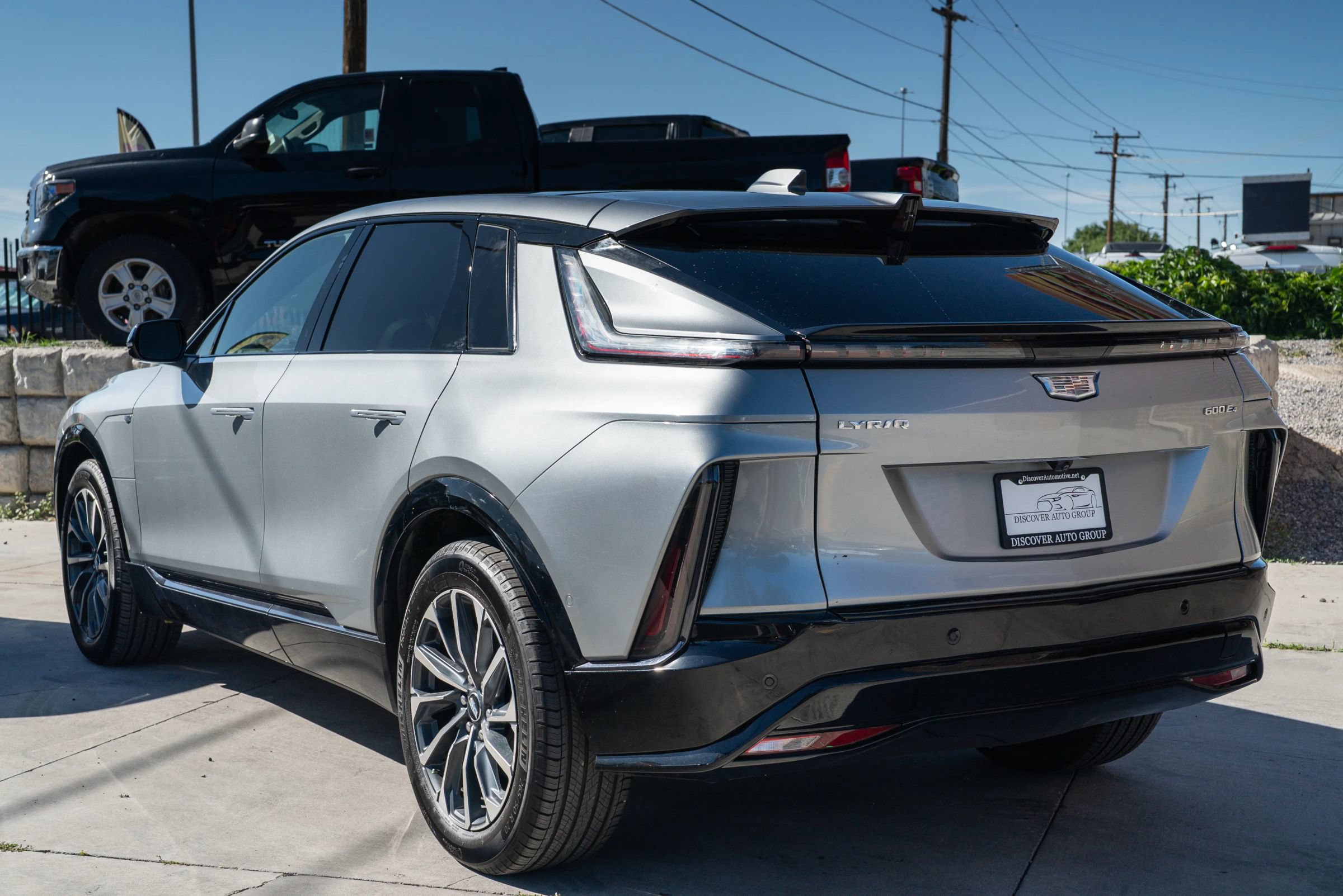 Used 2025 Cadillac Lyriq Sport AWD/4WD image 5
