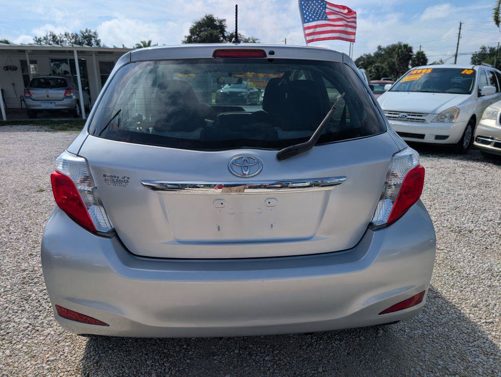 Used 2013 Toyota Yaris LE FWD image 6