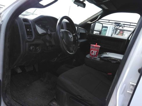 Used 2023 RAM 3500 Tradesman image 5