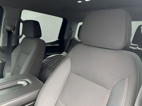 Used 2022 GMC Sierra 1500 Elevation image 19