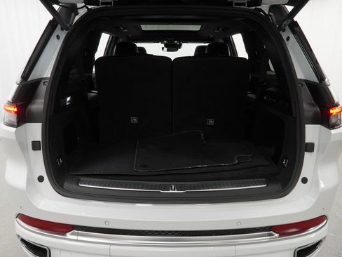 Used 2024 Jeep Grand Cherokee L Summit image 44