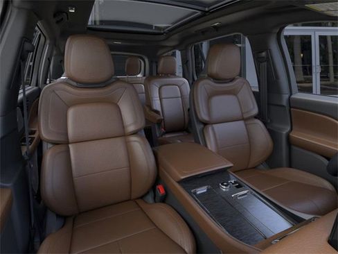 New 2026 Lincoln Aviator Reserve w/ Luxury Package image 10
