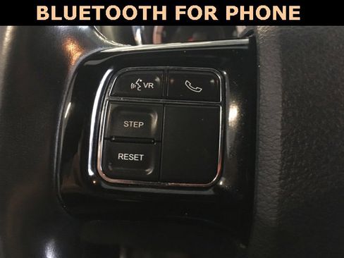 Used 2020 Dodge Grand Caravan SE image 16