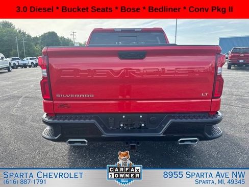 Used 2023 Chevrolet Silverado 1500 LT Trail Boss w/ Convenience Package II AWD/4WD image 4