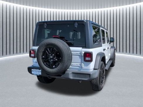 Used 2021 Jeep Wrangler Unlimited Sport AWD/4WD image 5