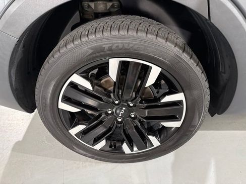 Used 2023 Kia Telluride SX Prestige AWD/4WD image 12