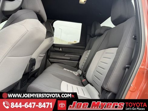 Certified 2025 Toyota Tacoma TRD Off-Road image 28