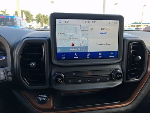 Used 2024 Ford Bronco Sport Outer Banks w/ Tech Package AWD/4WD image 19