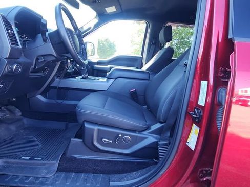 Used 2018 Ford F150 XLT w/ Equipment Group 302A Luxury AWD/4WD image 9