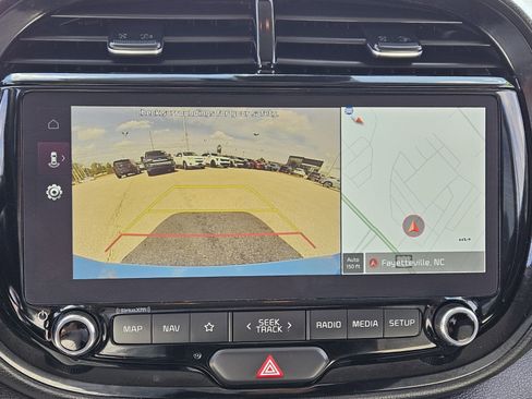 Used 2024 Kia Soul GT-Line FWD image 23
