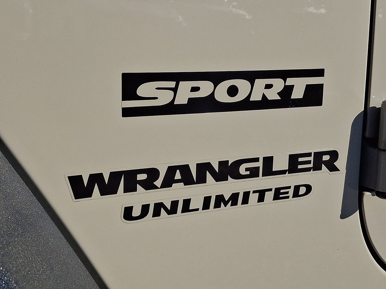 Certified 2017 Jeep Wrangler Unlimited Sport w/ Quick Order Package 24S AWD/4WD image 30