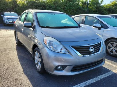 Used 2012 Nissan Versa SL w/ SL Tech Pkg