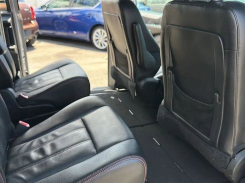 Used 2018 Dodge Grand Caravan GT FWD image 29