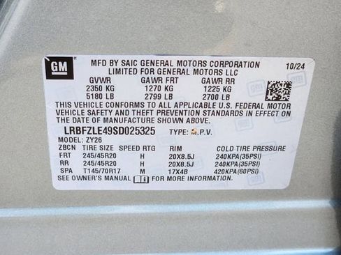 New 2025 Buick Envision Sport Touring image 23