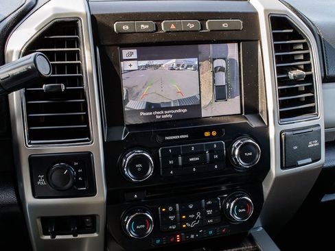 Used 2018 Ford F250 Lariat w/ Lariat Ultimate Package image 21