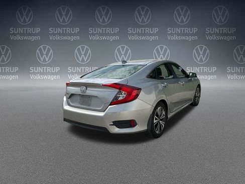 Used 2018 Honda Civic EX-T image 5