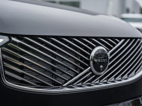 New 2026 Volvo XC90 T8 Ultra image 13