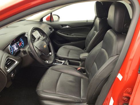 Used 2017 Chevrolet Cruze Premier image 17
