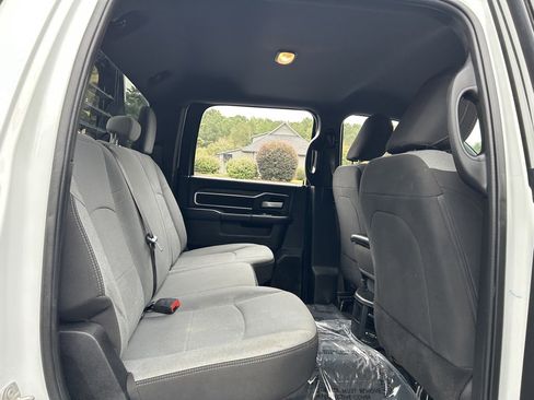 Used 2024 RAM 3500 SLT w/ Quick Order Package 2YG SLT image 39