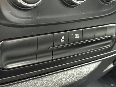 Used 2024 RAM 1500 Classic SLT image 35