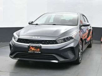 Used 2022 Kia Forte LXS w/ LXS Technology Package image 1