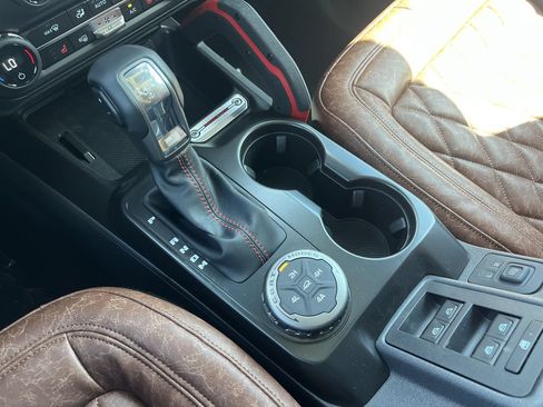 New 2026 Ford Bronco Heritage Edition AWD/4WD image 34