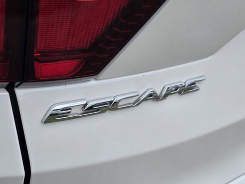 Used 2019 Ford Escape SE AWD/4WD image 31