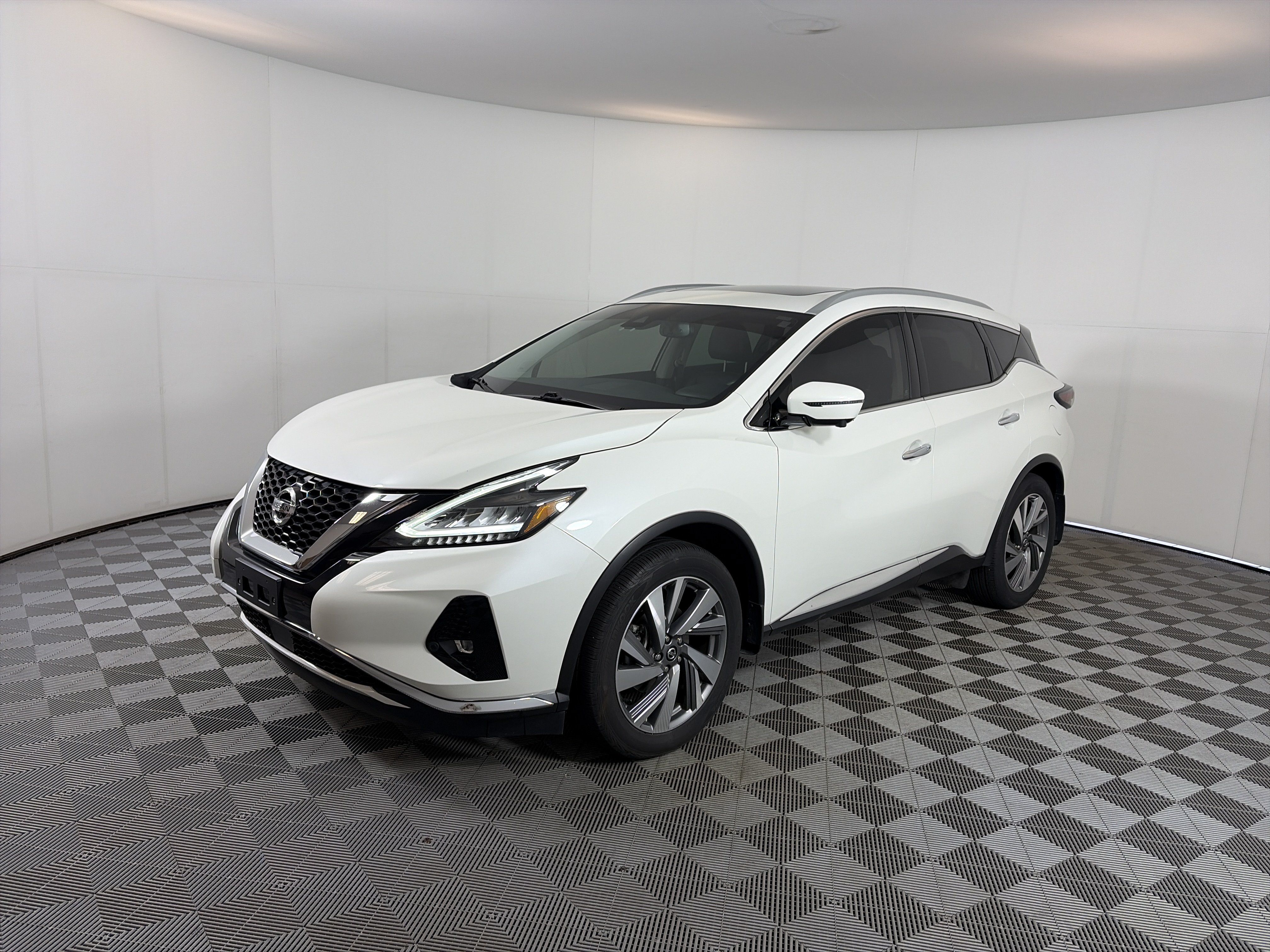 Certified 2020 Nissan Murano SL w/ Moonroof Package AWD/4WD image 2