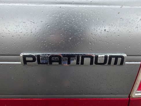 Used 2012 Ford F150 Platinum image 5