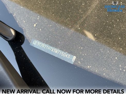 Used 2025 Honda HR-V EX-L image 14